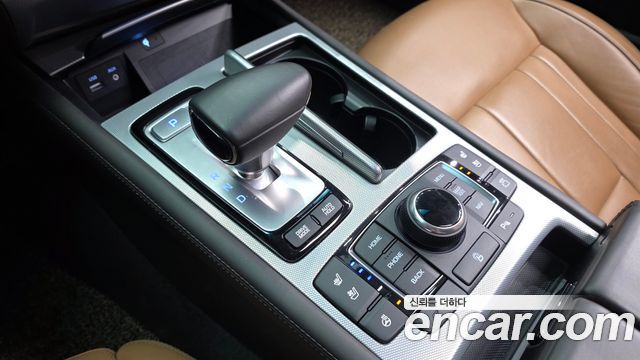 Genesis G80 2017 — photo 9