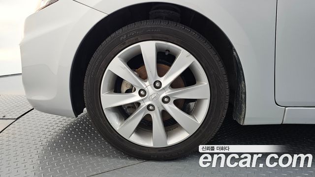 Hyundai Accent 2012 — photo 5