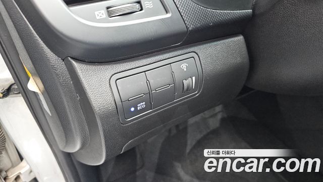 Hyundai Accent 2012 — photo 20