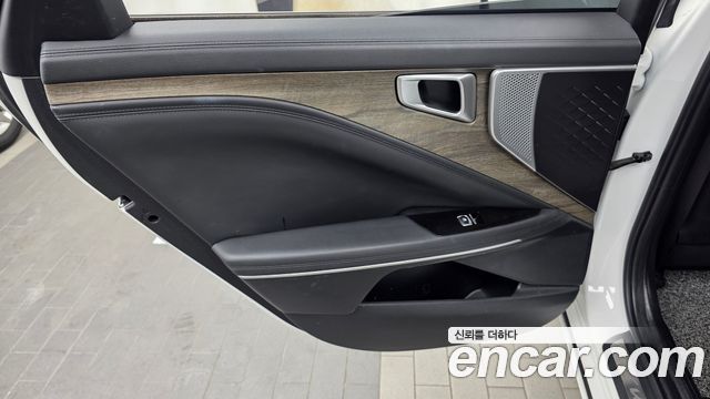 Kia K8 2023 — photo 15