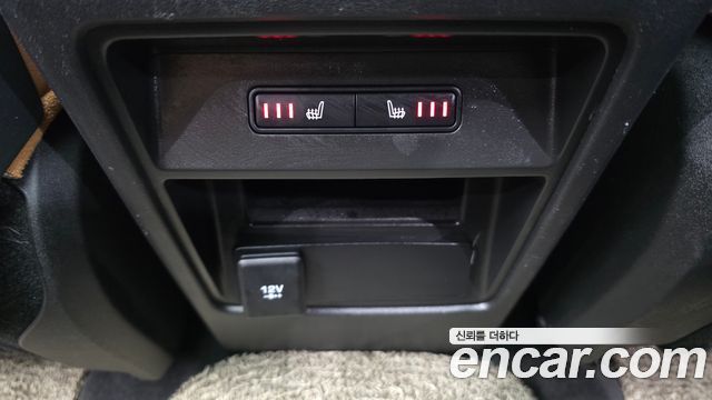 Land Rover Discovery Sport 2019 — photo 19