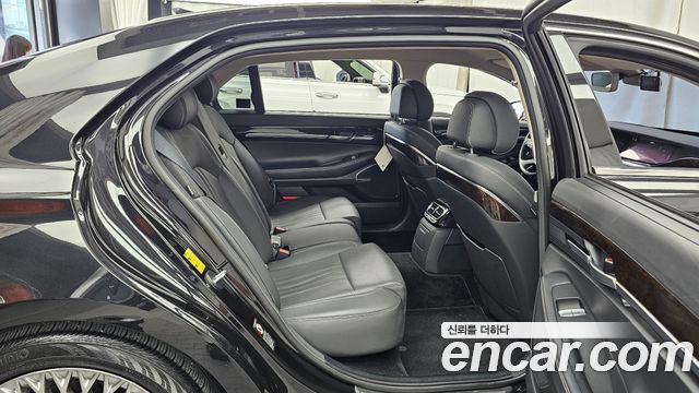 Genesis G90 2019 — photo 17