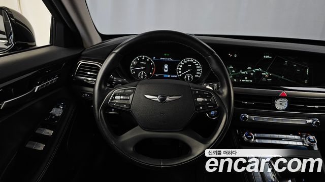 Genesis G90 2019 — photo 19