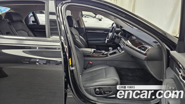 Genesis G90 2019 — photo 16