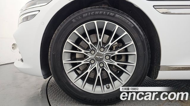 Genesis G80 2022 — photo 5