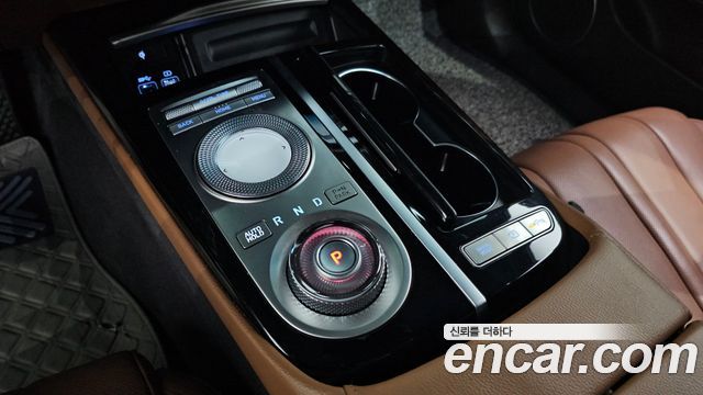 Genesis G80 2022 — photo 12