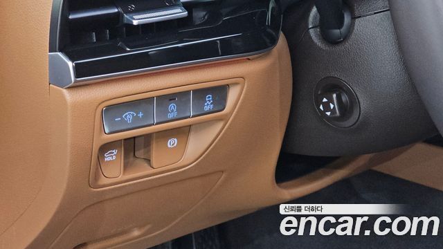 Genesis G80 2022 — photo 27