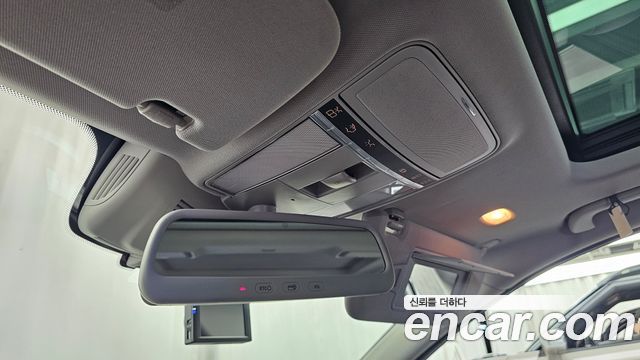 Mercedes-Benz S-Class 2011 — photo 17