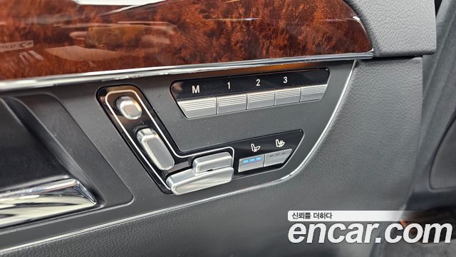 Mercedes-Benz S-Class 2011 — photo 19