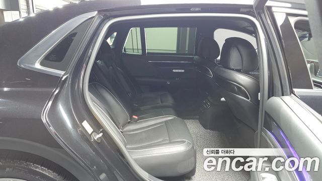 Genesis G90 2022 — photo 11