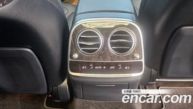 Mercedes-Benz S-Class 2018 — photo 11