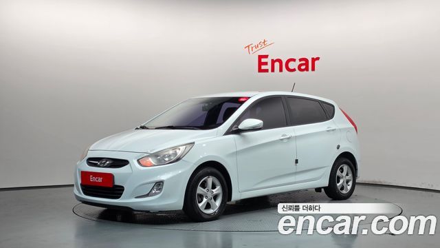 Hyundai Accent 2014 — photo 1