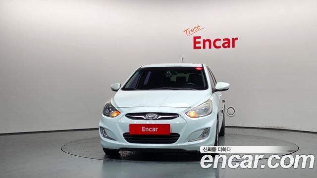 Hyundai Accent 2014 — photo 3