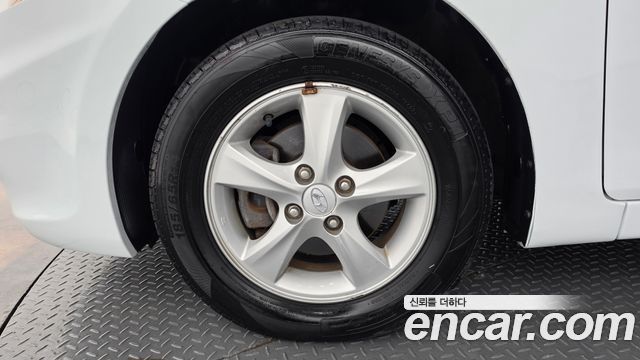 Hyundai Accent 2014 — photo 5