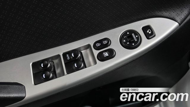 Hyundai Accent 2014 — photo 28