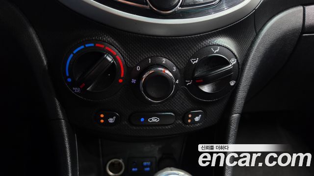 Hyundai Accent 2014 — photo 31