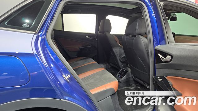 Volkswagen ID.4 2023 — photo 11