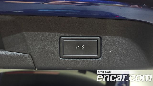 Volkswagen ID.4 2023 — photo 16
