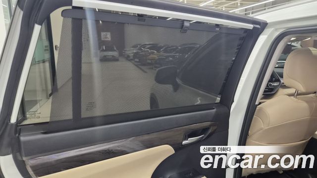Toyota Highlander 2023 — photo 14