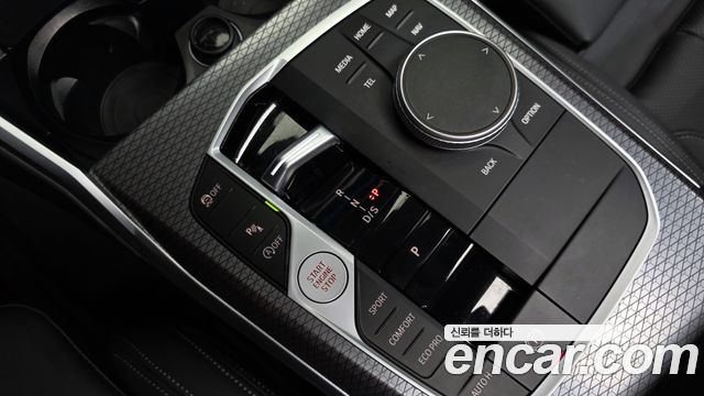BMW 3-Series 2025 — photo 12