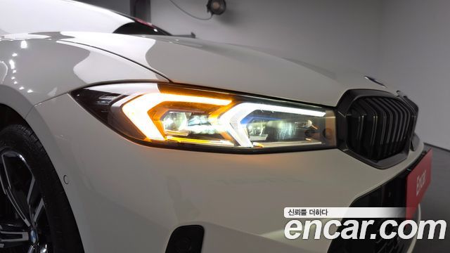 BMW 3-Series 2025 — photo 8