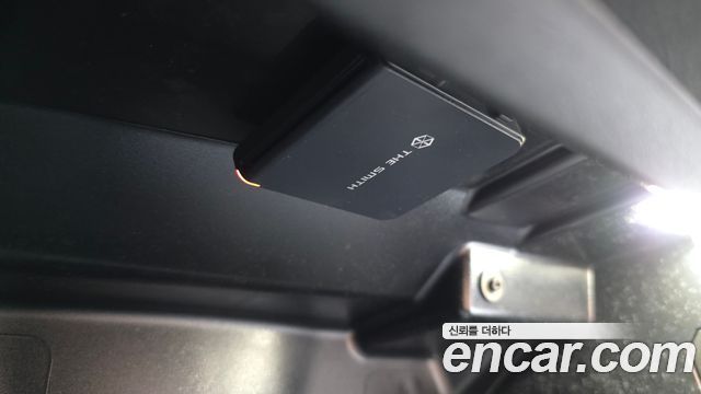 BMW 3-Series 2025 — photo 32