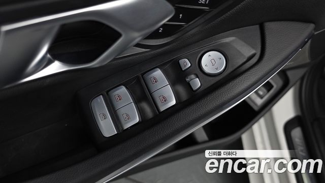 BMW 3-Series 2025 — photo 34