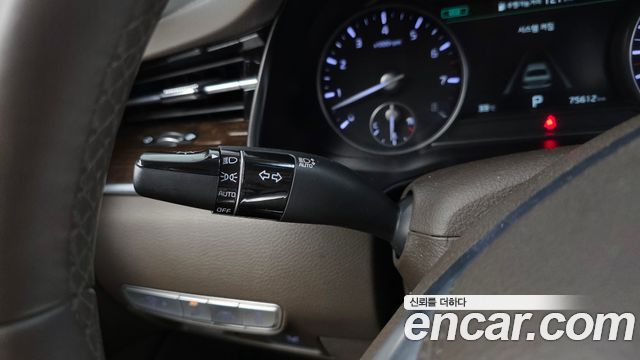 Kia K9 2020 — photo 27