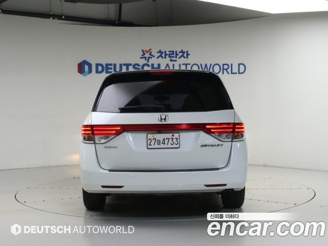 Honda Odyssey 2015 — photo 4