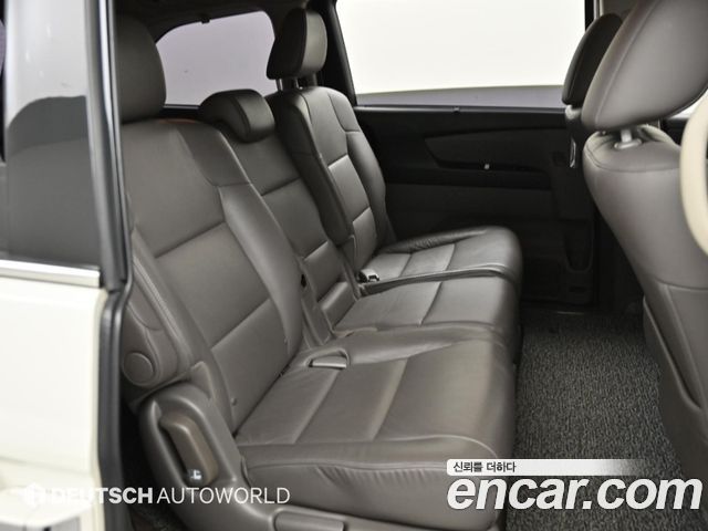 Honda Odyssey 2015 — photo 12
