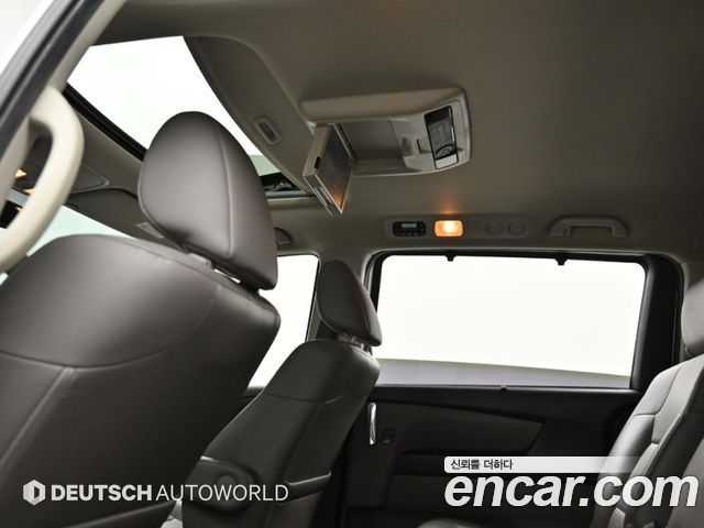 Honda Odyssey 2015 — photo 18