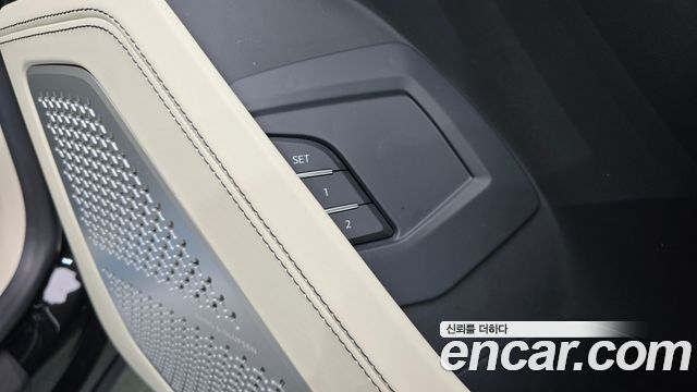 Lamborghini Urus 2020 — photo 36