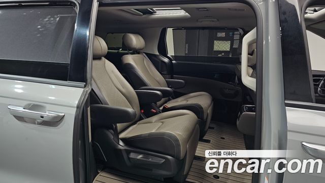 Kia Canival 2025 — photo 17