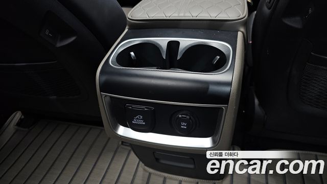 Kia Canival 2025 — photo 35