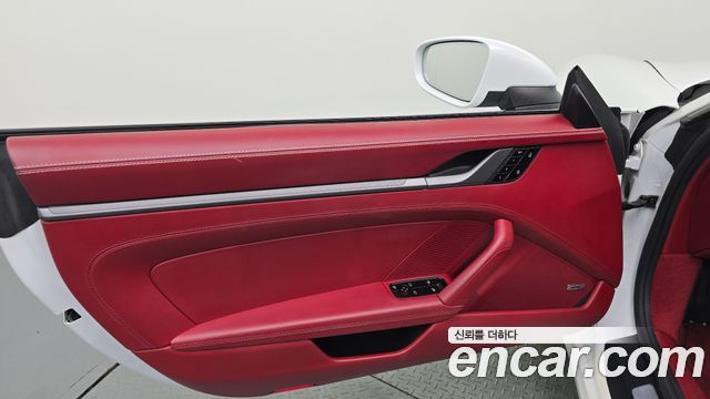Porsche 911 2020 — photo 14
