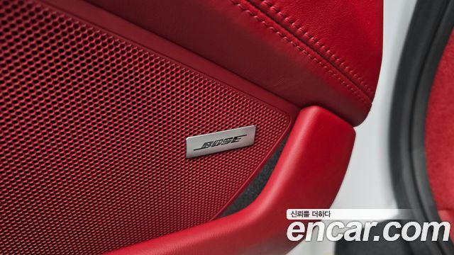 Porsche 911 2020 — photo 29