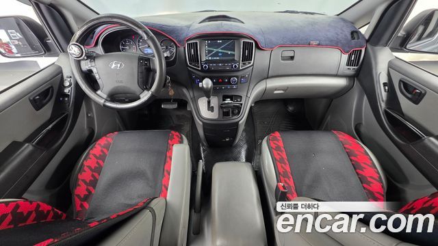 Hyundai Starex 2019 — photo 7