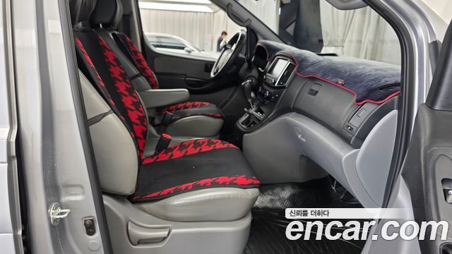 Hyundai Starex 2019 — photo 11