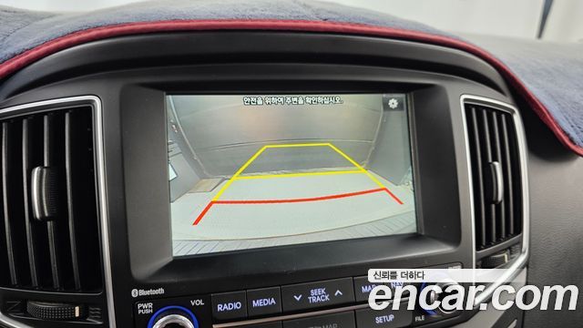 Hyundai Starex 2019 — photo 15
