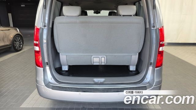 Hyundai Starex 2019 — photo 20
