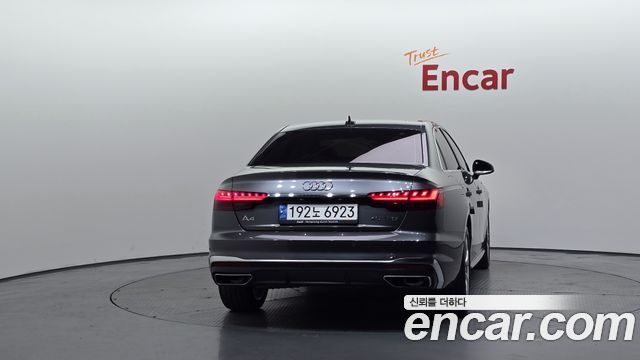 Audi A4 2021 — photo 4