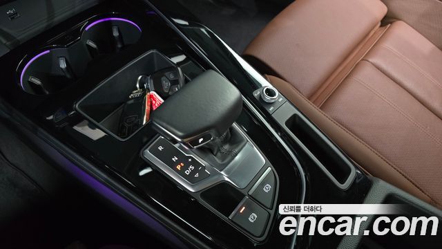 Audi A4 2021 — photo 12