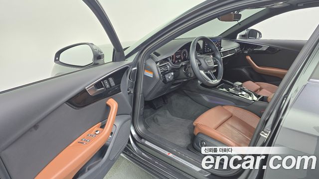 Audi A4 2021 — photo 13