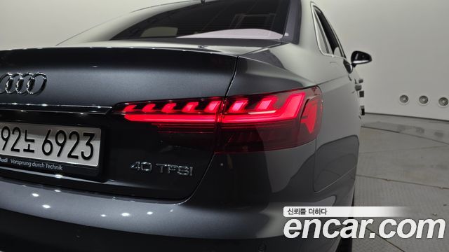 Audi A4 2021 — photo 9