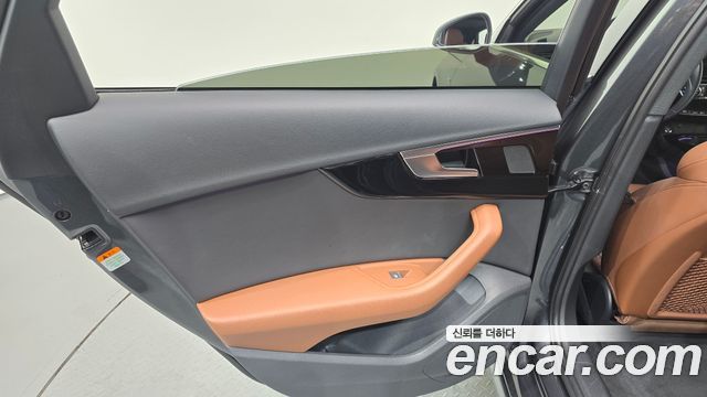 Audi A4 2021 — photo 15