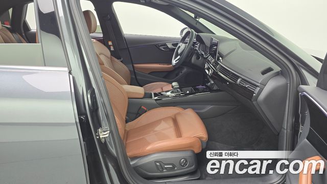 Audi A4 2021 — photo 16