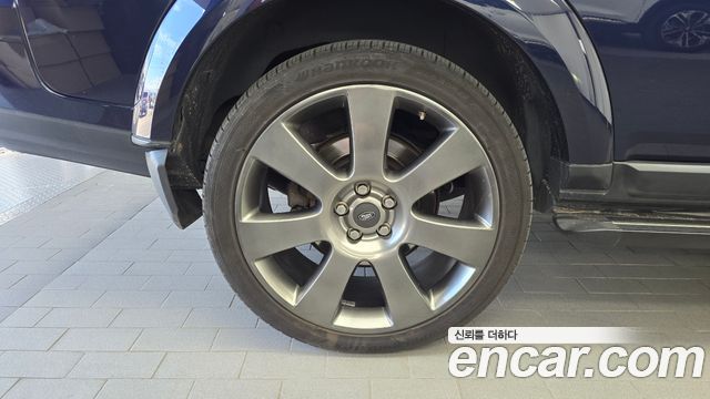 Land Rover Discovery 2016 — photo 5
