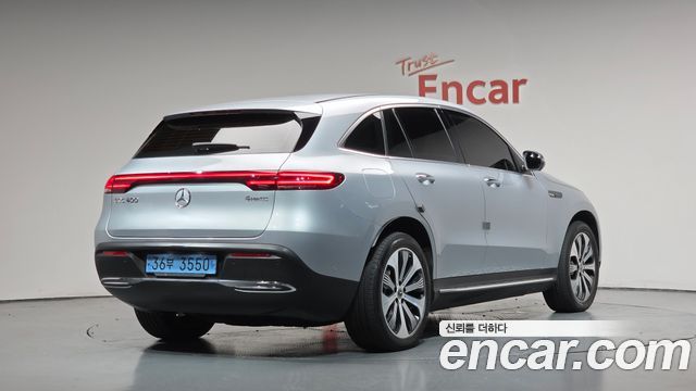 Mercedes-Benz EQC 2020 — photo 2
