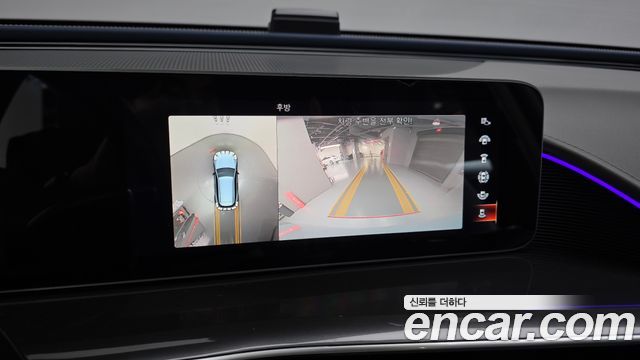 Mercedes-Benz EQC 2020 — photo 21