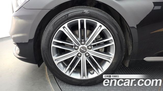 Genesis G80 2019 — photo 5